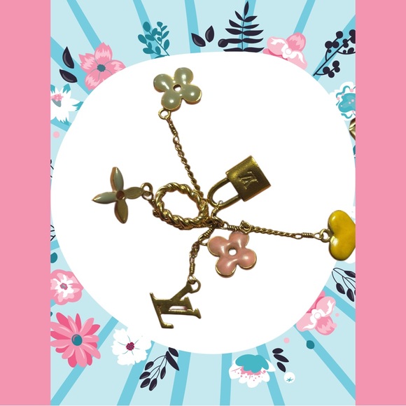 Louis Vuitton Gold and Multicolor Sweet Monogram Bag Charms/Key Holder/Pendant - Picture 5 of 8